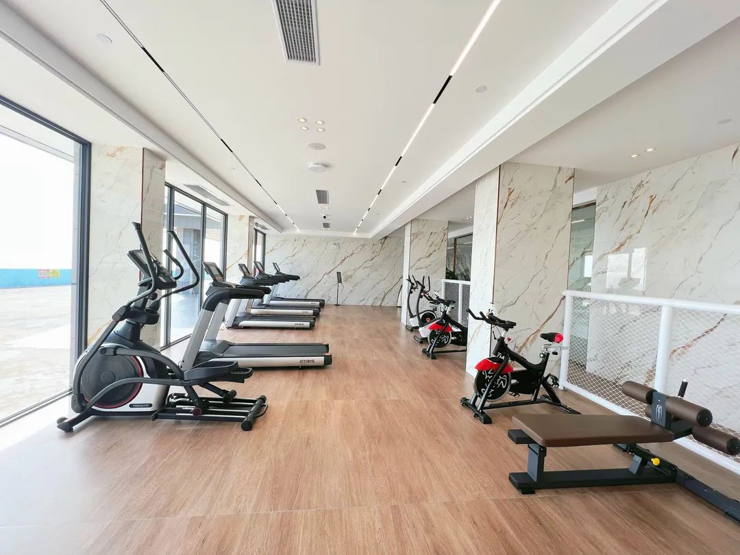 Fitness facilities at a hotel in Taishan