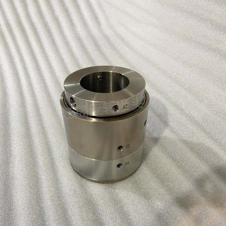 过孔式轴套式旋转接头