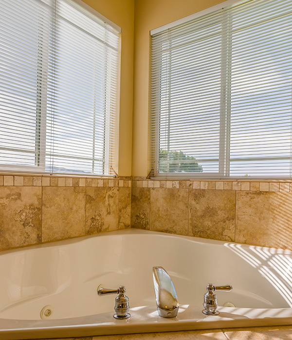 浴室百叶窗