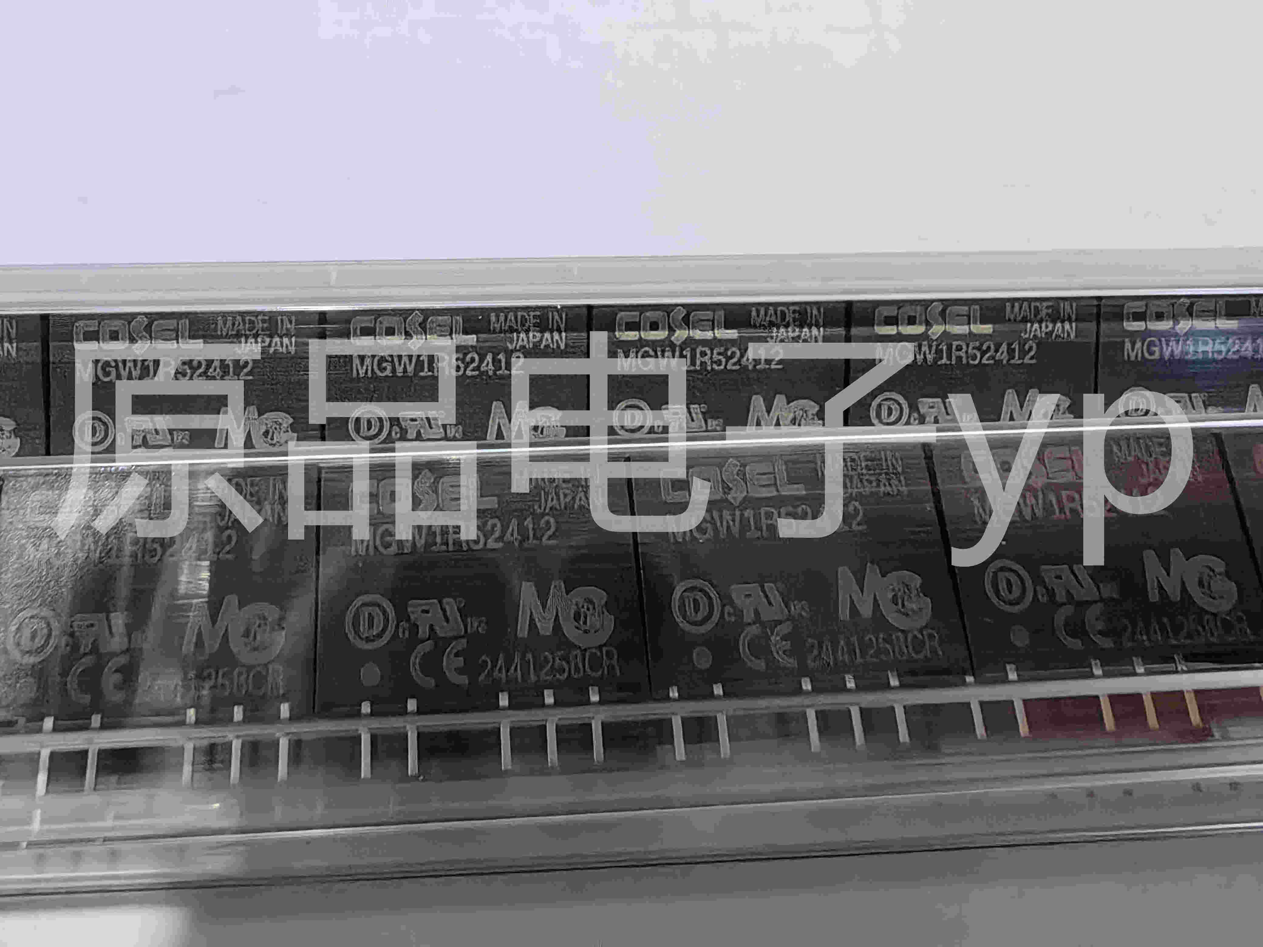 MGW1R52412