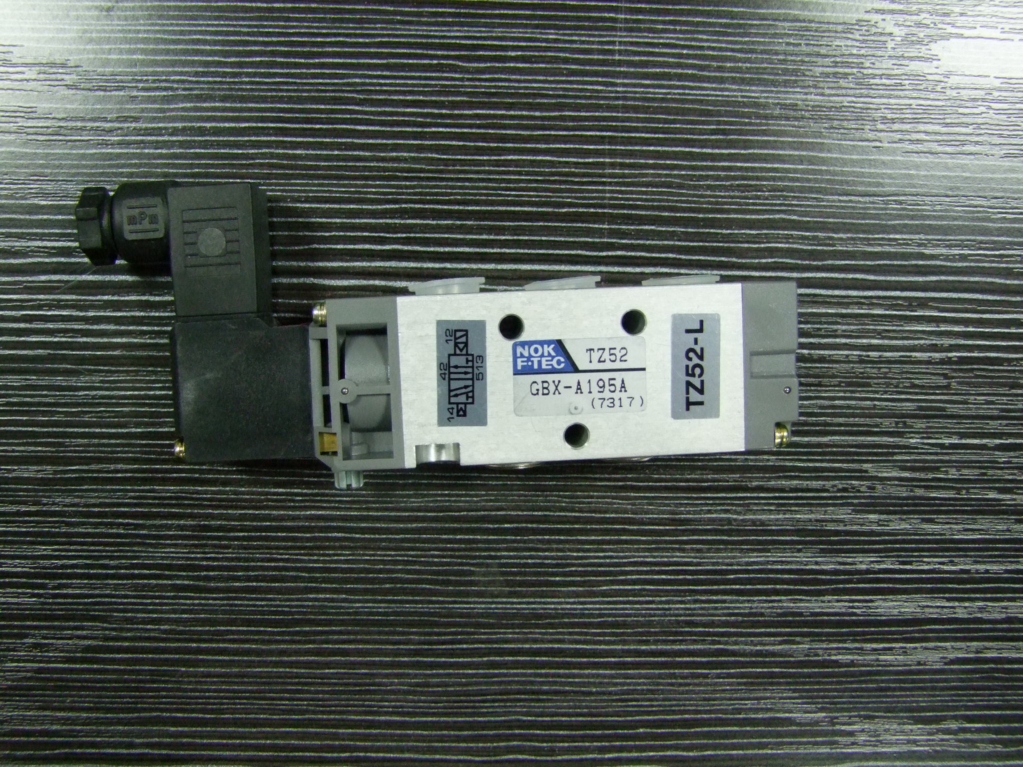 NEW-ERA电磁阀TZ52 GBX-A195A（已停产）