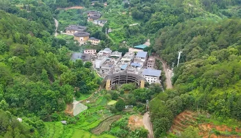 典型案例丨富川村：发展特色产业绘新卷 活化利用土楼谱新篇