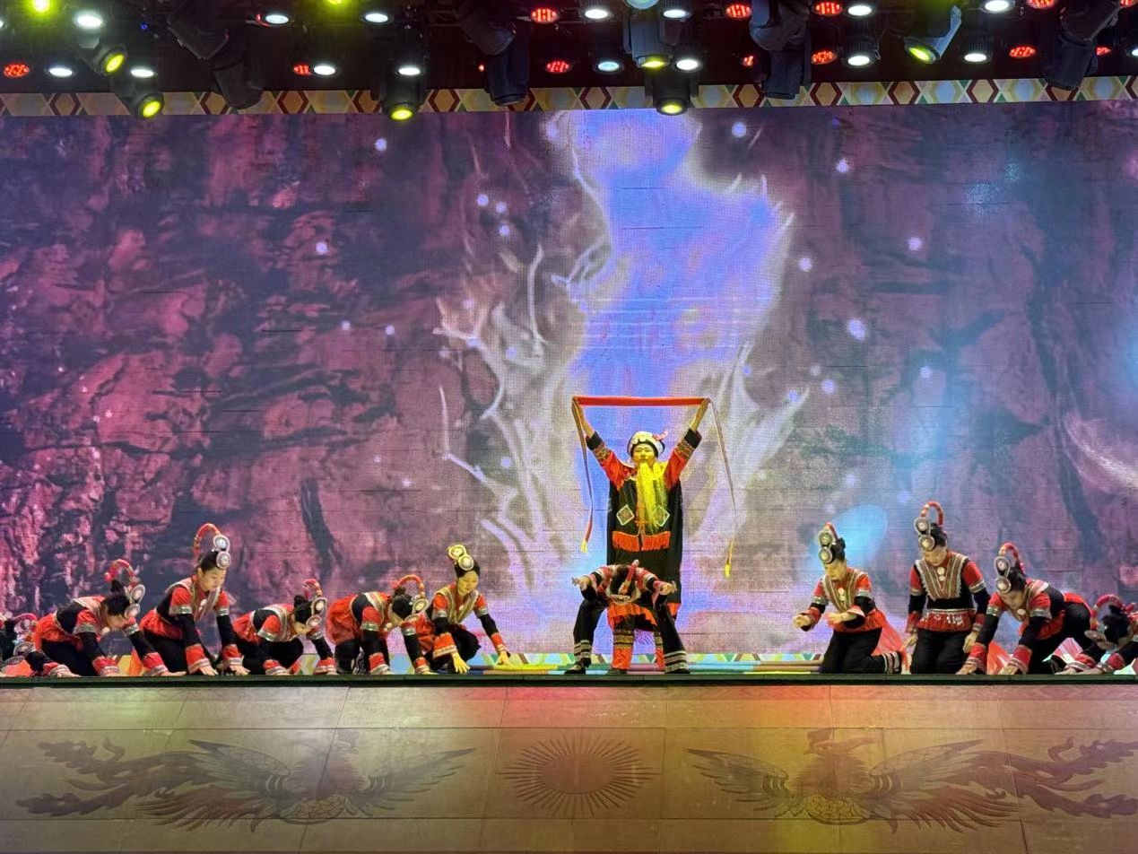 开幕式上精彩表演。林思倩、李小星供图