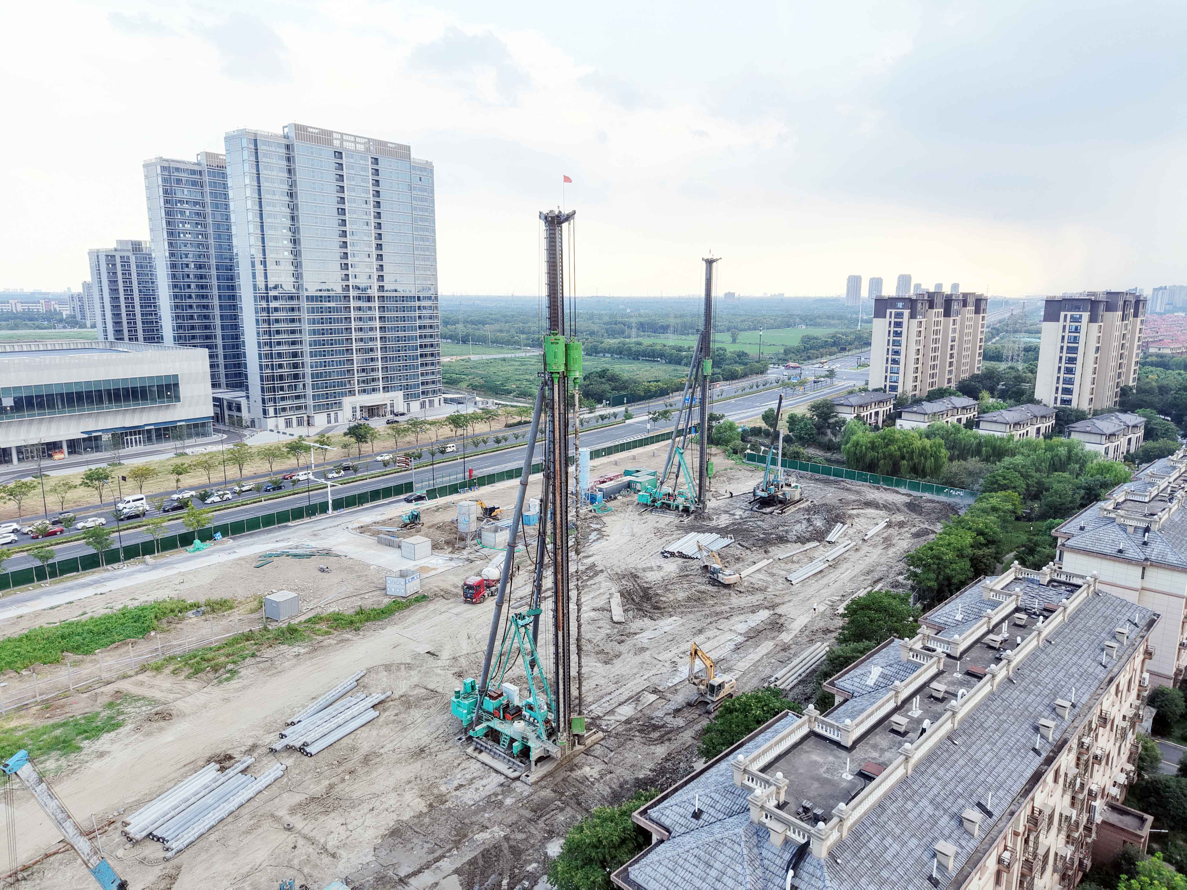 上工機械“綠色植樁設備”挑戰隧道邊緣施工，展現破局式“綠色”解決方案