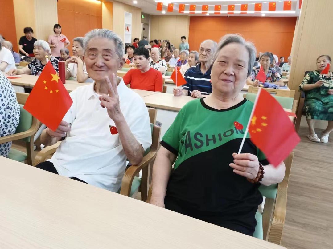 国庆2.JPG