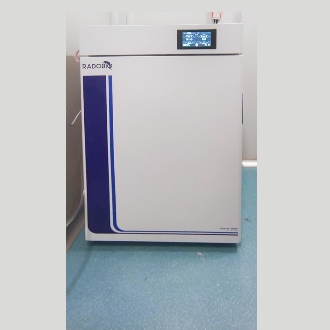 Herocell 180 二氧化碳培养箱 | 某知名企业