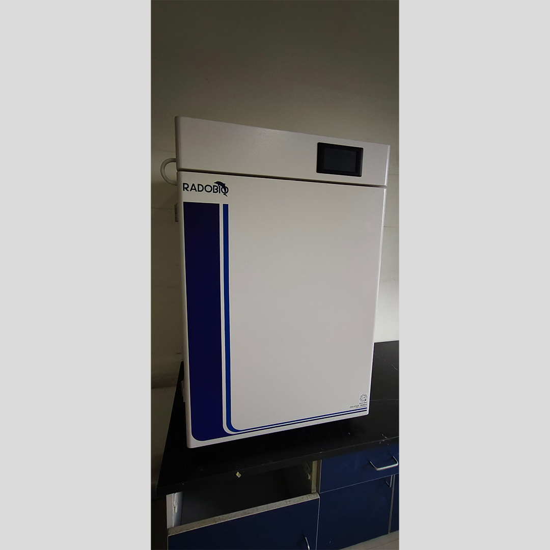 Herocell 80 二氧化碳培养箱 | 西安交通大学