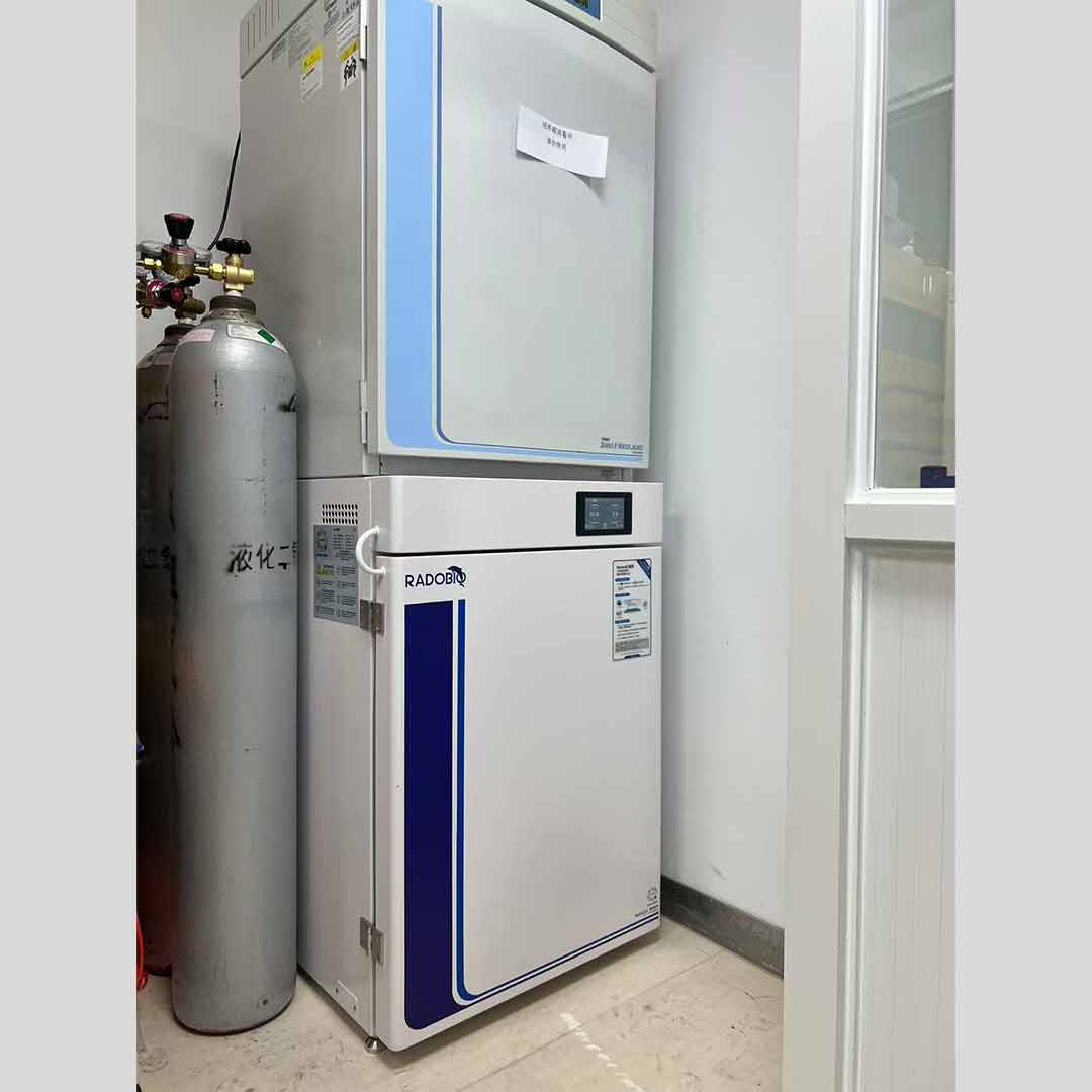 Herocell 180 二氧化碳培养箱 | 瑞金医院