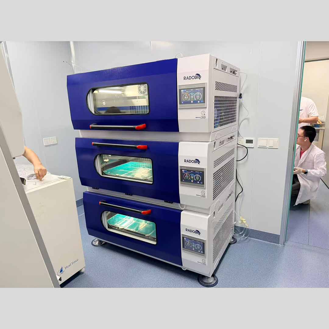 Herocell C1 二氧化碳振荡培养箱 | 武汉大学生命科学学院