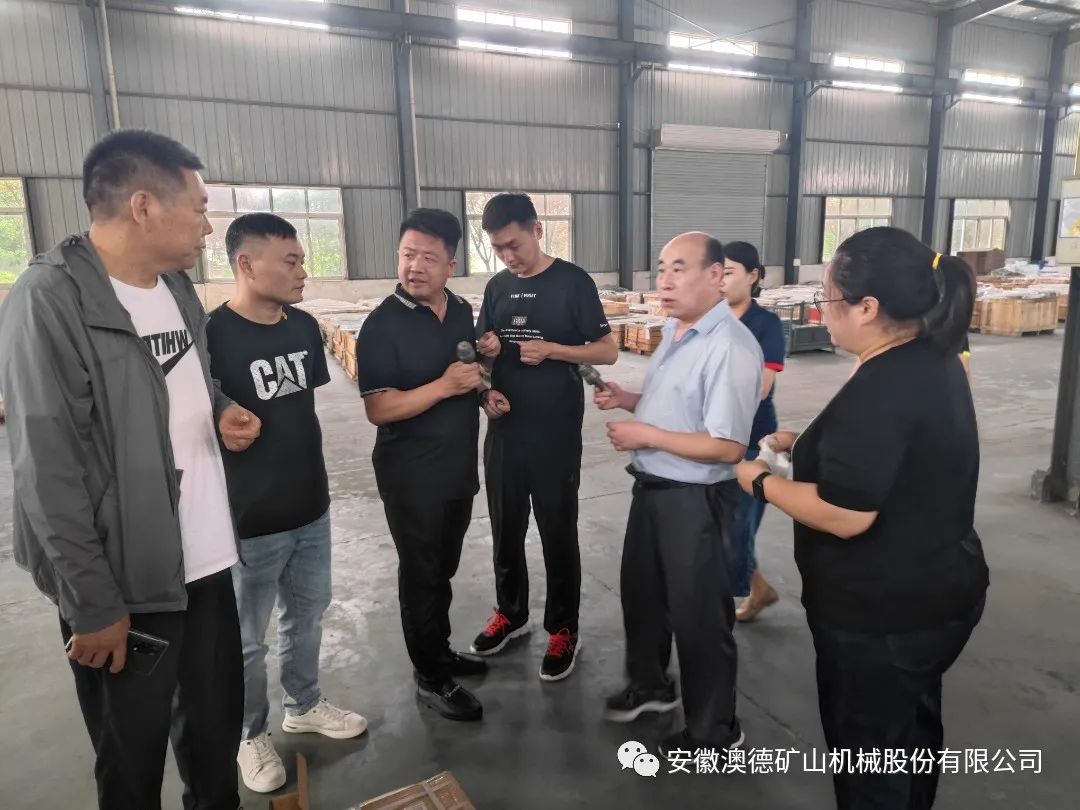 1e1bb3f620142c58f3f3157a06c0c85.jpg 图片