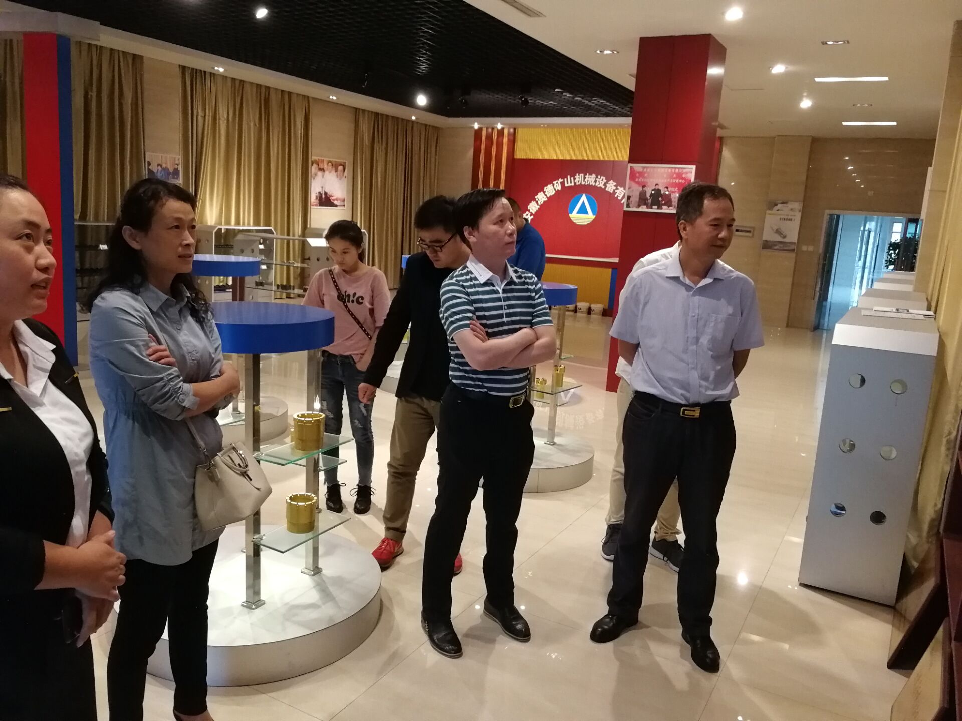 省发改委领导一行莅临参观指导