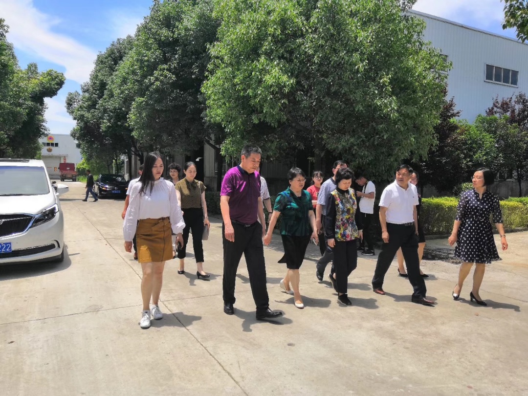 省科技厅调研科技创新工作