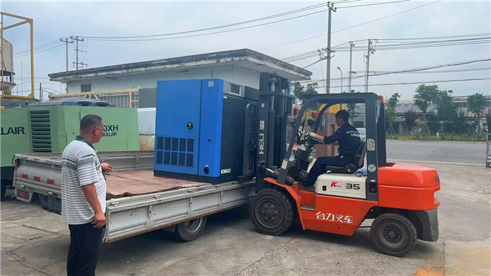 神钢品牌空气压缩机出库服务客户助力生产