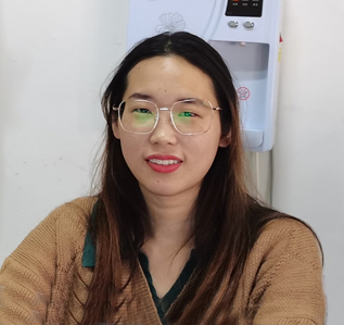 心理教师：张群