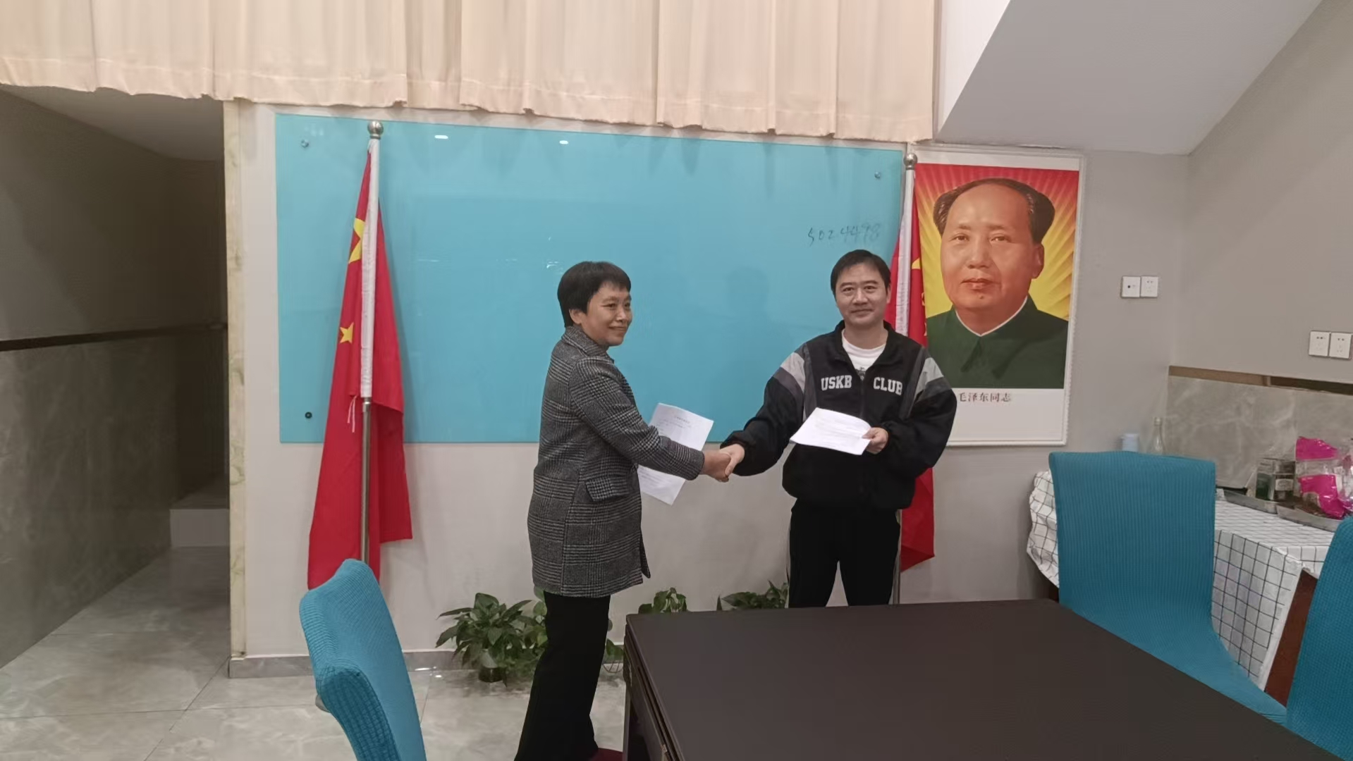 长长惠家长寿运营中心正式签约，为长寿区乡村振兴与农特产品销售注入新活力