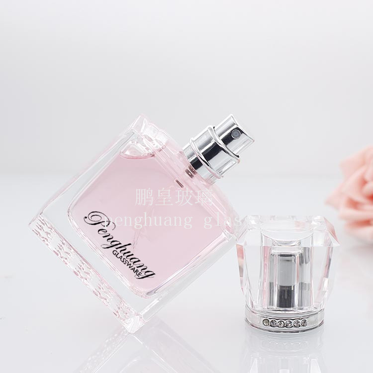 30ml方形新款女士香水瓶配蝴蝶結(jié)亞克力蓋子