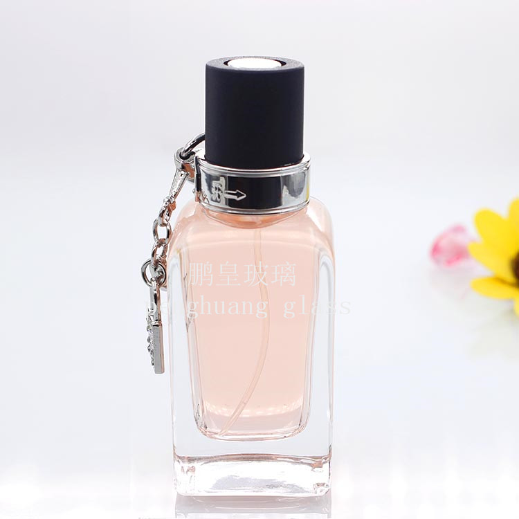 50ml 新款方形香水瓶配新穎設計連體旋轉蓋子噴頭 佩飾配套出廠