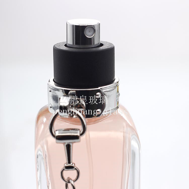 50ml 新款方形香水瓶配新穎設計連體旋轉蓋子噴頭 佩飾配套出廠