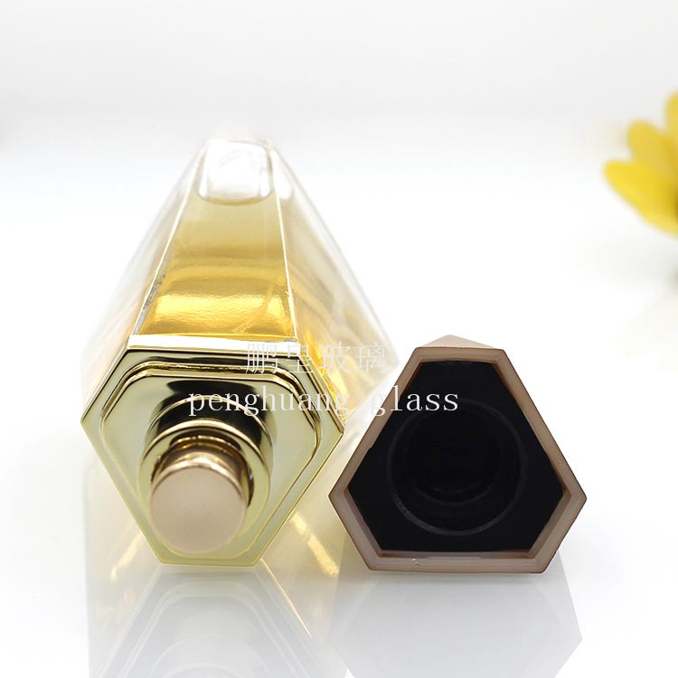 30ml 50ml 新款三角錐型系列香水瓶 配套蓋子出廠