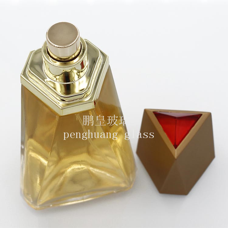 30ml 50ml 新款三角錐型系列香水瓶 配套蓋子出廠
