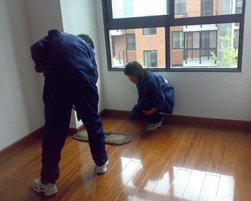 别墅楼宇开荒保洁的专业方法