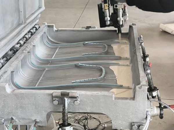 汽车座椅靠背高压发泡机原理与优势