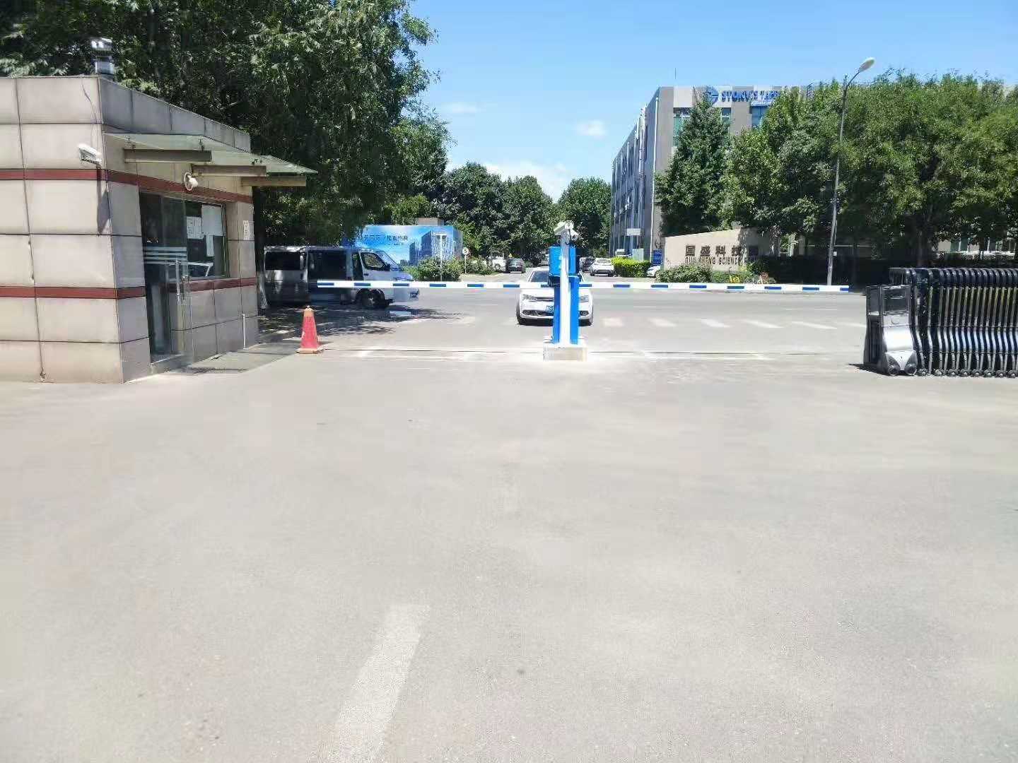 停车场设施施工