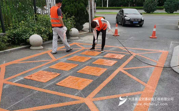 道路划线施工案例
