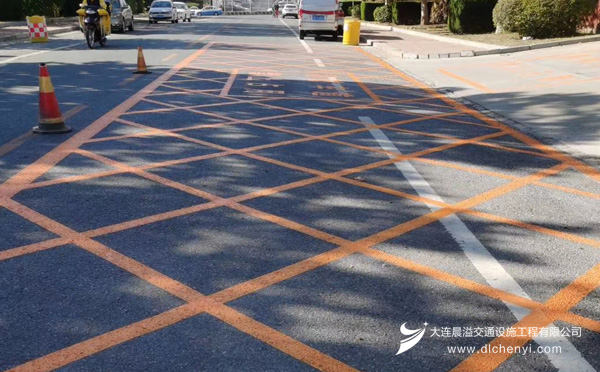 大连开发区道路划线