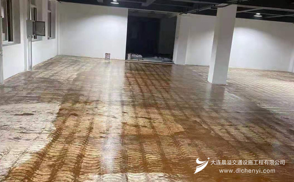 环氧地坪漆怎么施工