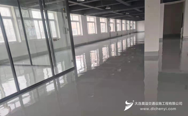 环氧地坪漆怎么施工