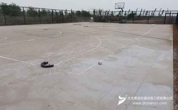 大连篮球场划线