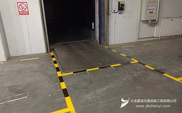 晨溢交通企业道路划线