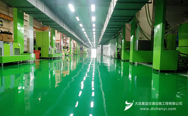 大连环氧地坪施工必知：如何避开报价陷阱与劣质材料？