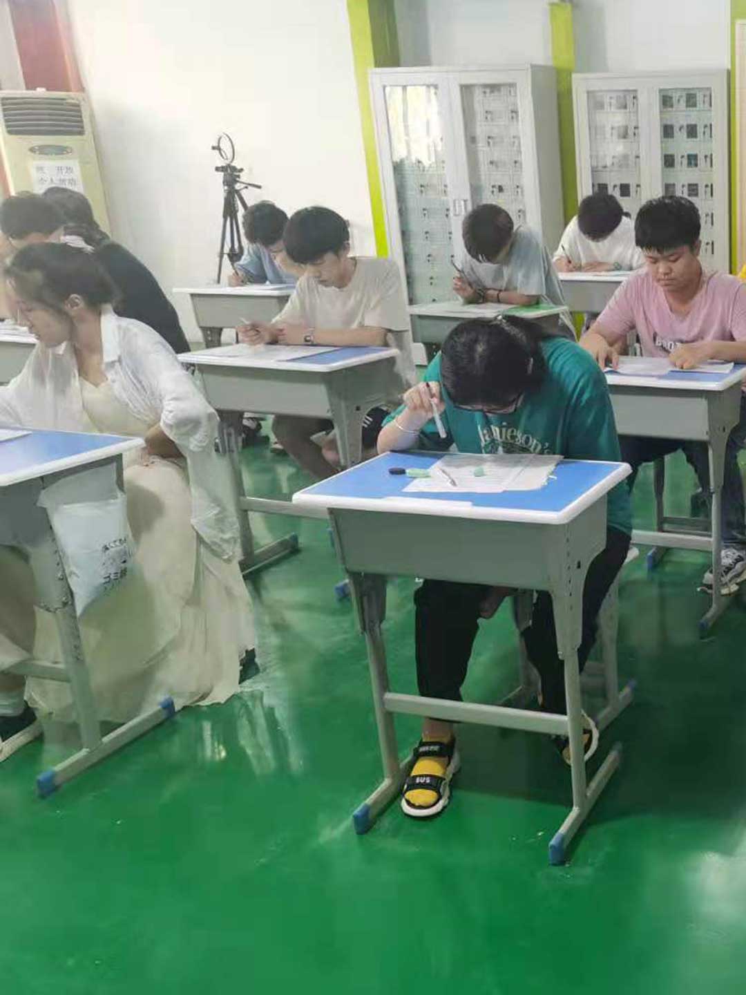 模拟考试