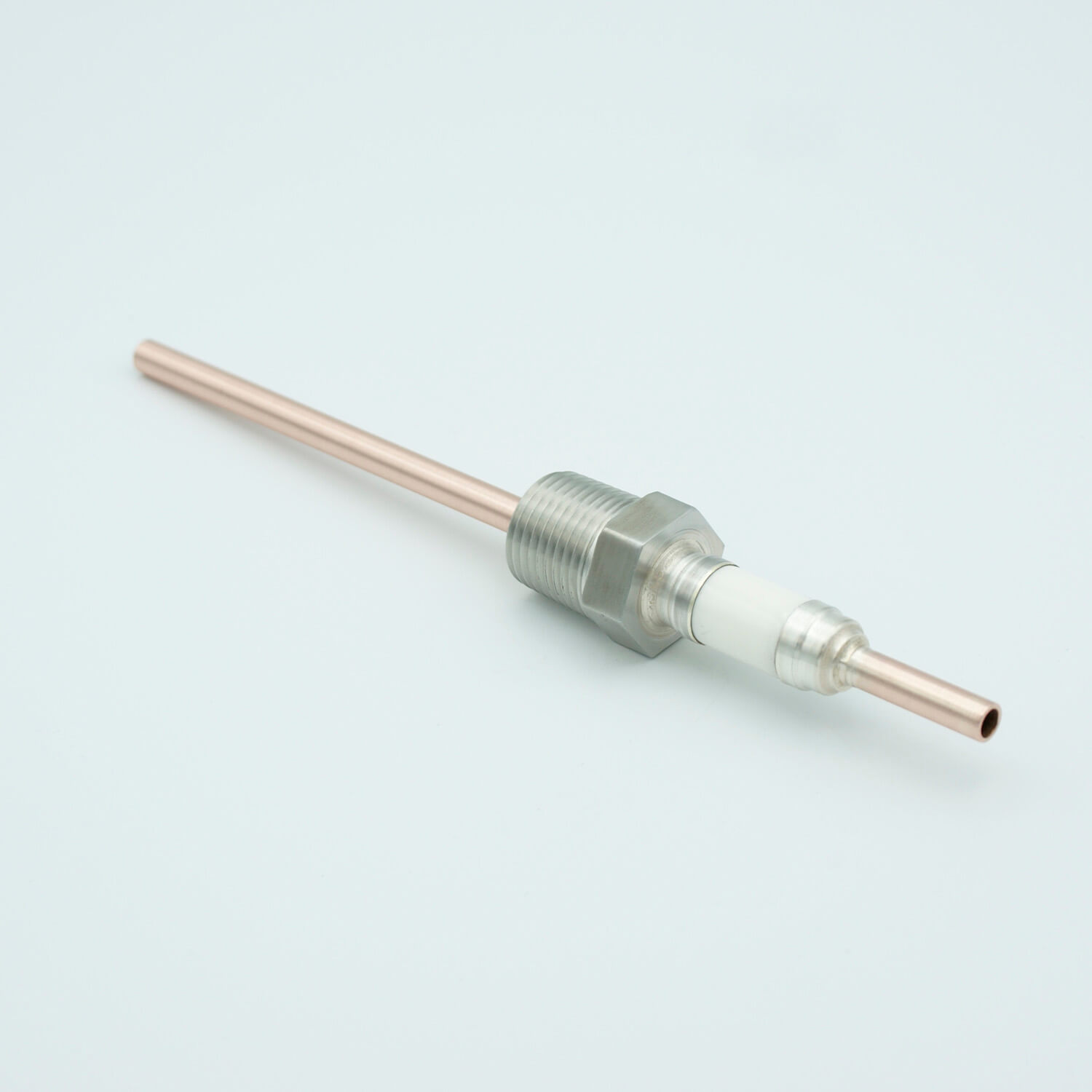 电源馈通，12，000 伏，1 管，0.25“ 铜导体，0.5” NPT 接头