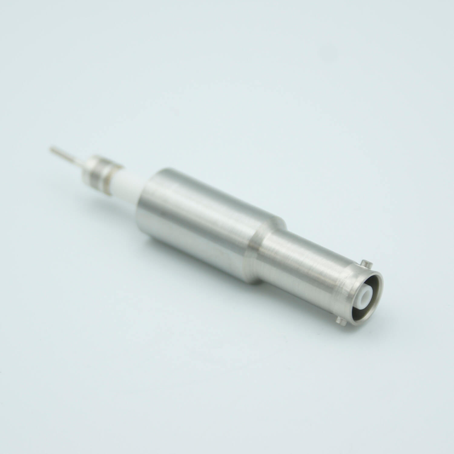 SHV-10 同轴馈通件，1 针，接地屏蔽，裸露绝缘体，0.497“ 直径 SS 焊接适配器