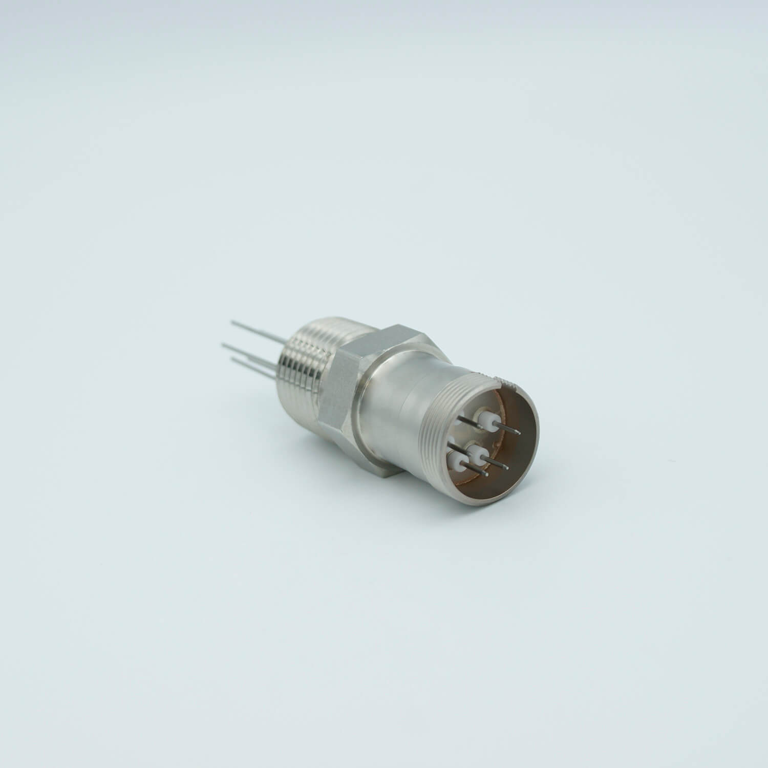 多针馈通，5 针，500 伏，每针 3.5 安培，0.032“ 直径导体，0.5” NPT