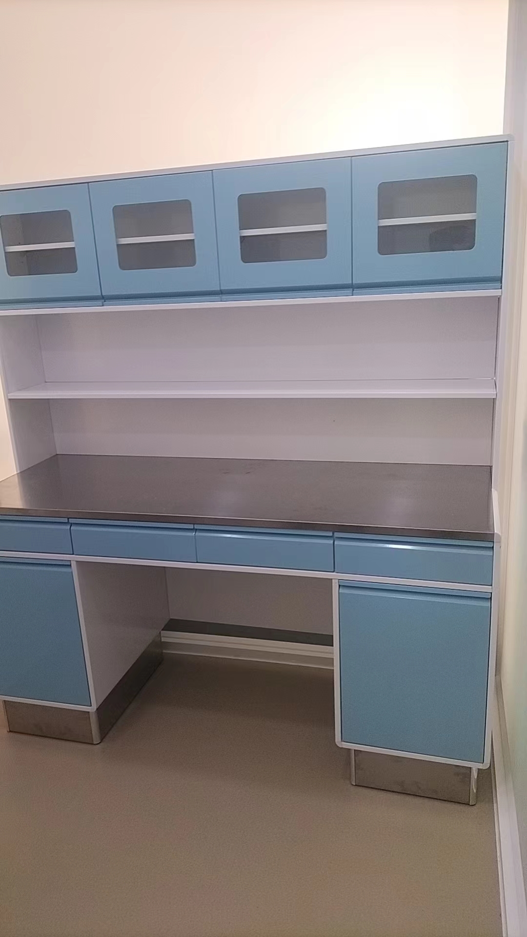 抗菌材料与医用办公家具