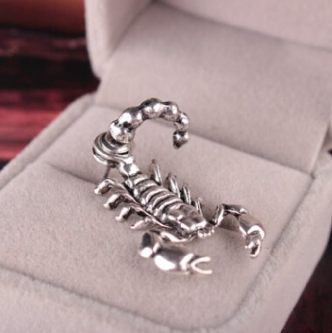 Lapel pin 014