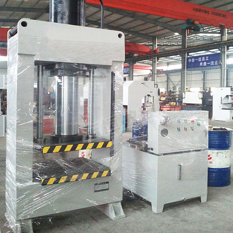 200吨龙门液压机