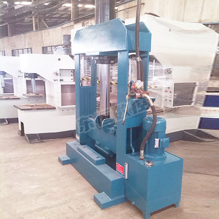 100吨龙门液压机