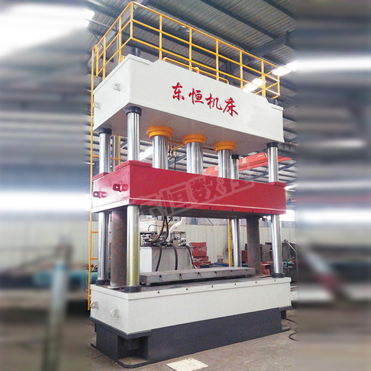 1200吨四柱液压机