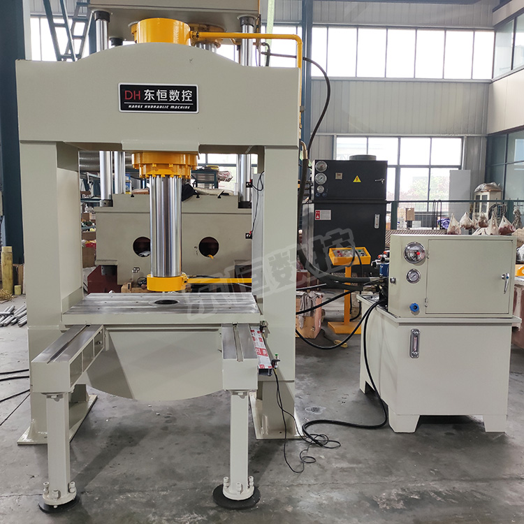 150T移动工作台龙门液压机（压装轴承）