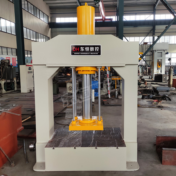 100吨龙门压铜锣液压机