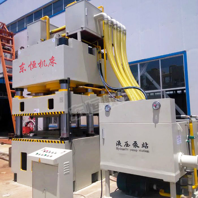 2500吨防盗门压花机