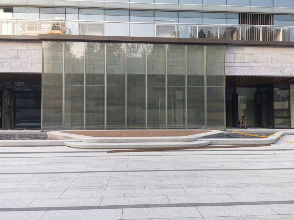 济南历城区户外P10LED光电玻璃屏水幕交付使用