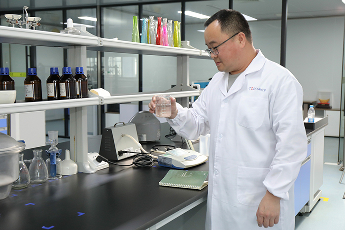 洗衣粉 vs 洗衣液：哪种更适合你的生活方式?高仕捷来告诉你