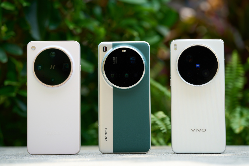 2025年手机影像卷疯了！一英寸退烧，两亿像素成人像标配