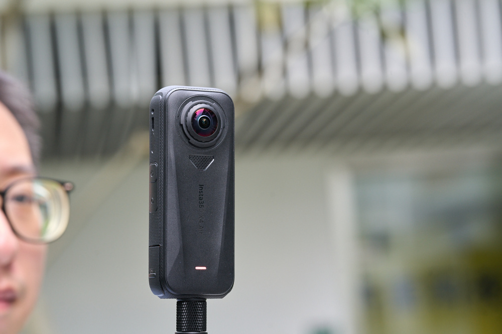 影石Insta360 X4 Air首发评测：2399元起，掀全景相机大众化元年？